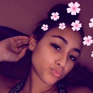 Meet your Posher, Annie